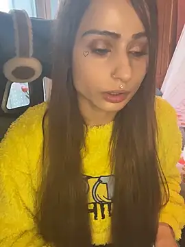 LaPetitechienne1 online show from 30, 1, 2025