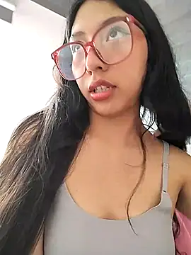 Umaru uwu online show from 19, 4, 2026