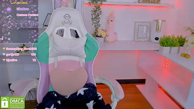 Katia Kim online show from 4, 2, 2025