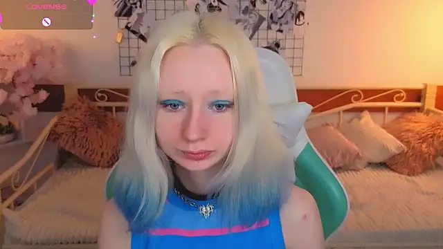 Katia Kim online show from 23, 2, 2026