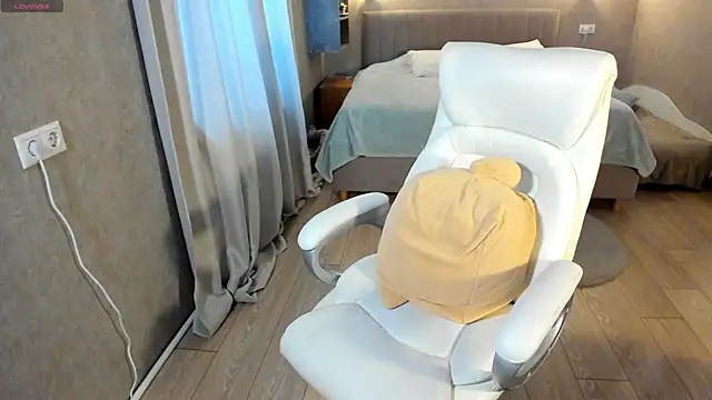 Your Wet Desire online show from 26, 2, 2026