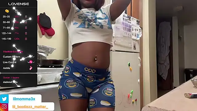 Snapshot of lil_momma420 chatting on 1, 2, 2025 lil momma420 online show from 1, 2, 2025