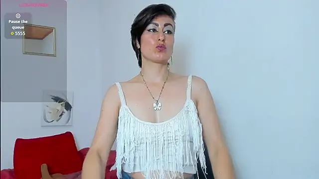 yasmin goldenst online show from 7, 11, 2025