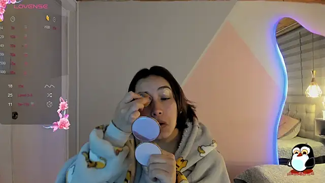 Snapshot of cristal__hot_1 chatting on 9, 6, 2026 cristal hot 1 online show from 9, 6, 2026