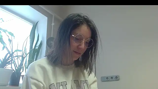 Sophi Cute online show from 26, 2, 2025