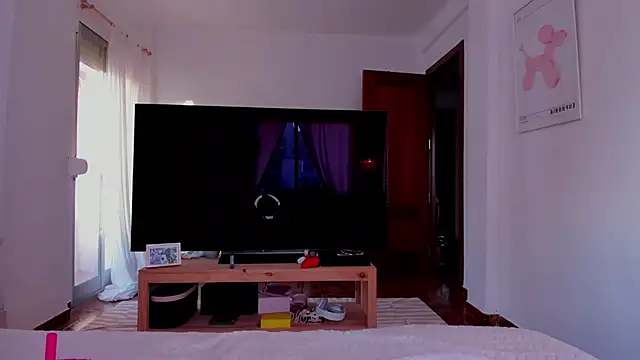 Snapshot of _viioletweekend_ chatting on 8, 1, 2026 viioletweekend online show from 8, 1, 2026