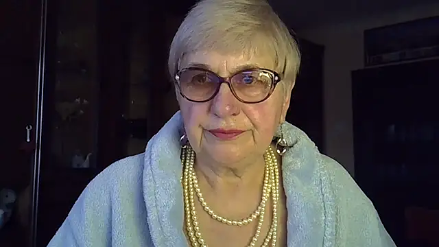 SweetCherry27 online show from 8, 3, 2025