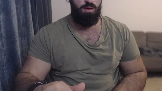 Snapshot of hugemachohandsome chatting on 10, 10, 2025 hugemachohandsome online show from 10, 10, 2025