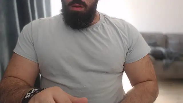 Snapshot of hugemachohandsome chatting on 13, 10, 2025 hugemachohandsome online show from 13, 10, 2025