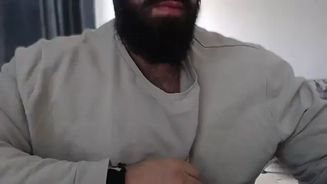 Snapshot of hugemachohandsome chatting on 19, 10, 2025 hugemachohandsome online show from 19, 10, 2025