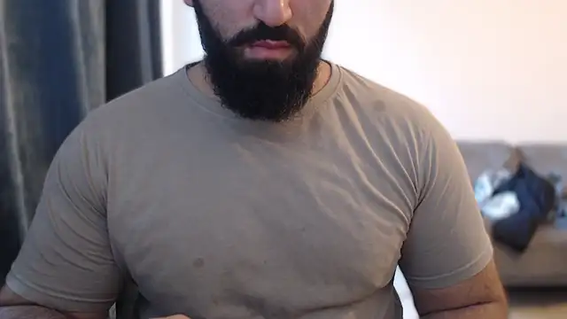 Snapshot of hugemachohandsome chatting on 21, 10, 2025 hugemachohandsome online show from 21, 10, 2025