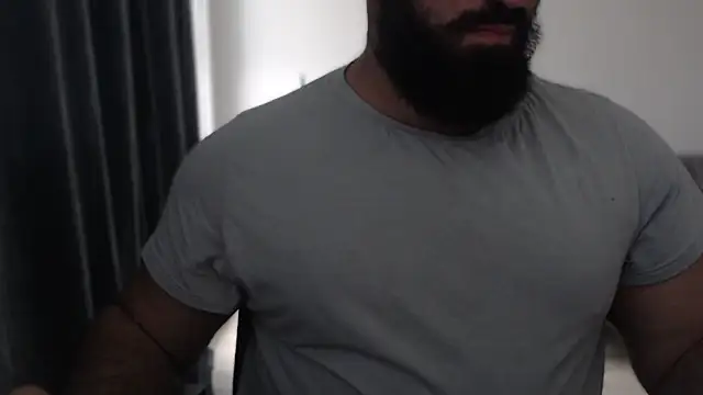 Snapshot of hugemachohandsome chatting on 23, 10, 2025 hugemachohandsome online show from 23, 10, 2025