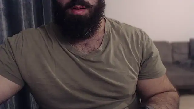 Snapshot of hugemachohandsome chatting on 29, 10, 2025 hugemachohandsome online show from 29, 10, 2025