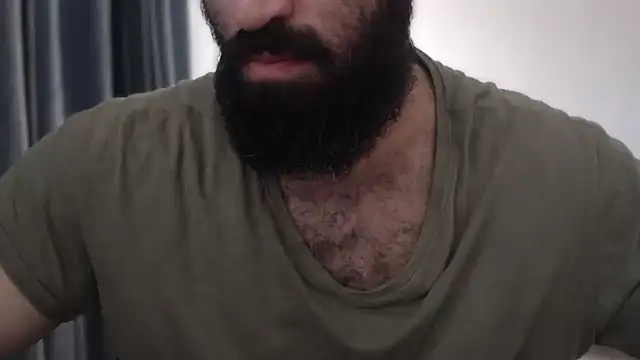 Snapshot of hugemachohandsome chatting on 4, 11, 2025 hugemachohandsome online show from 4, 11, 2025