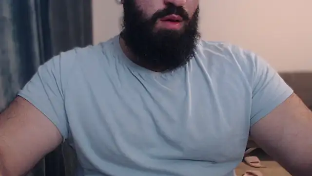 Snapshot of hugemachohandsome chatting on 17, 11, 2025 hugemachohandsome online show from 17, 11, 2025