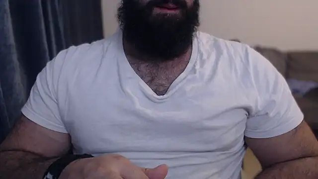 Snapshot of hugemachohandsome chatting on 18, 11, 2025 hugemachohandsome online show from 18, 11, 2025