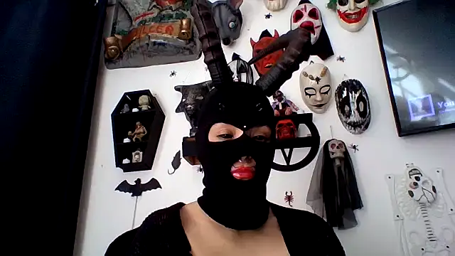 FeticheMacabre online show from 20, 9, 2025