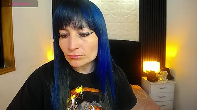 alicia moom online show from 23, 12, 2024