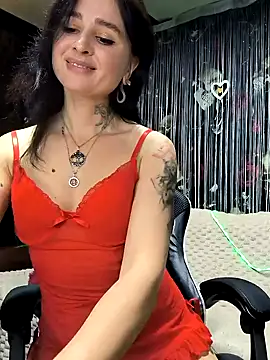 Snapshot of KikiXRed chatting on 15, 12, 2024 KikiXRed online show from 15, 12, 2024