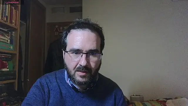curiosillo83 online show from 27, 1, 2025