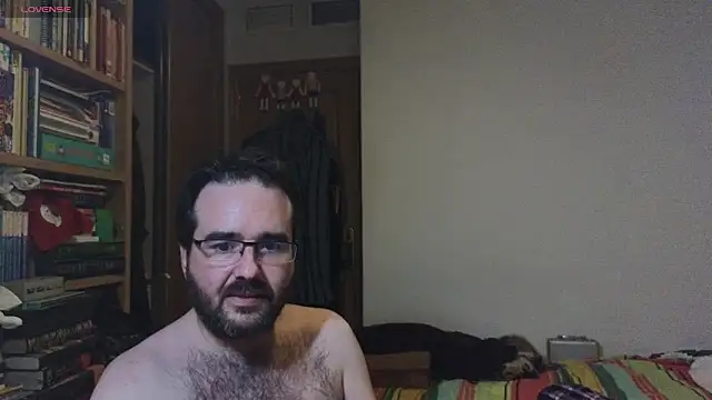 curiosillo83 online show from 28, 1, 2025