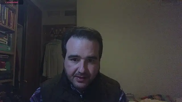 curiosillo83 online show from 3, 2, 2025