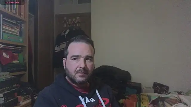 curiosillo83 online show from 14, 2, 2025