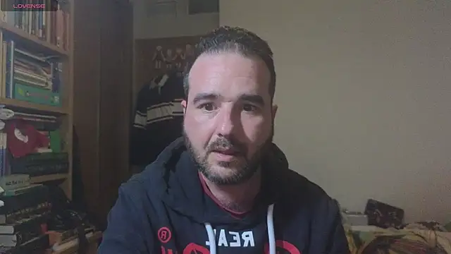 curiosillo83 online show from 15, 2, 2025