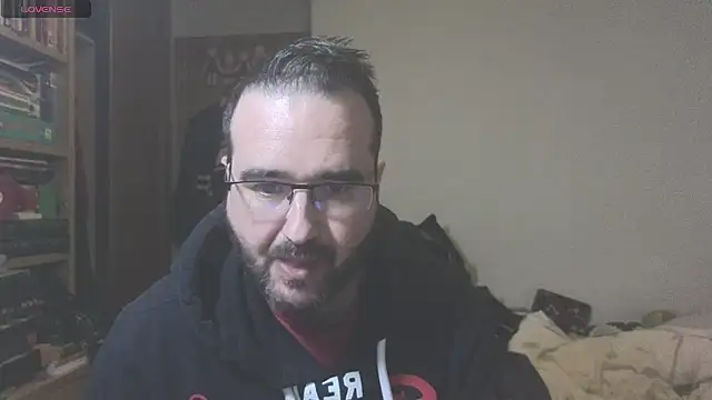 curiosillo83 online show from 18, 2, 2025