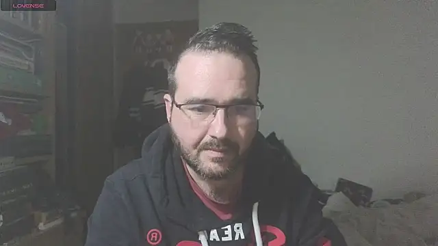 curiosillo83 online show from 18, 2, 2025