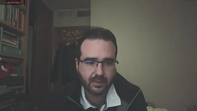 curiosillo83 online show from 12, 3, 2025
