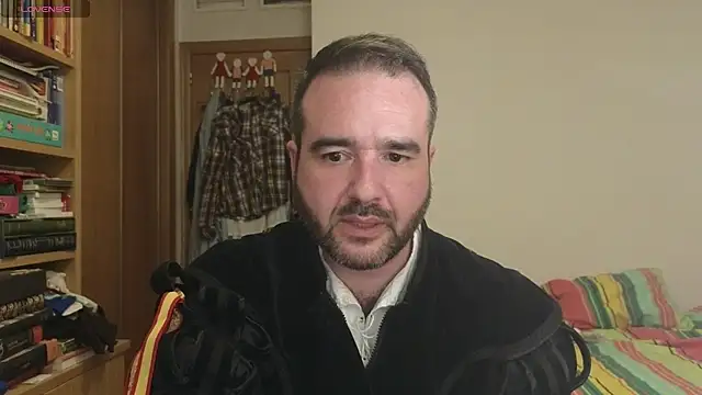 curiosillo83 online show from 4, 10, 2025