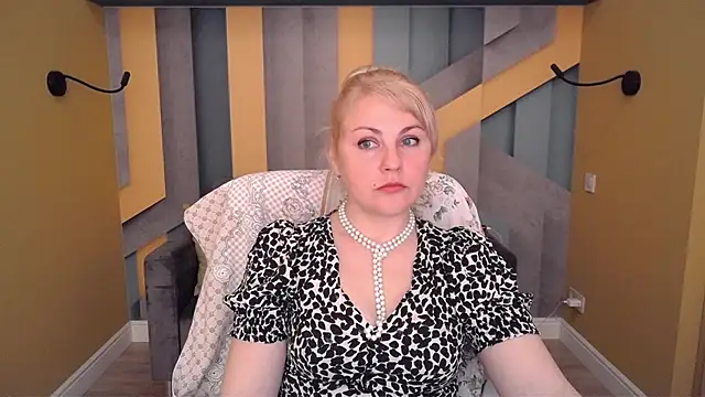 Snapshot of Candy_Long chatting on 25, 4, 2026 Candy Long online show from 25, 4, 2026