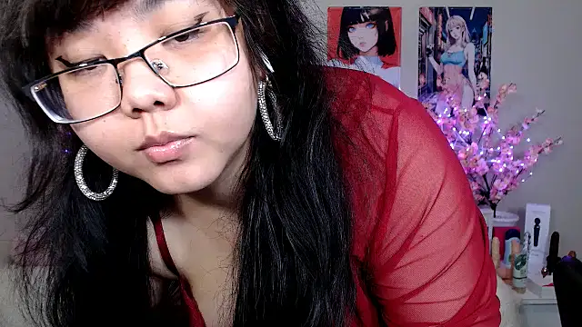 Snapshot of Moertomlly chatting on 3, 5, 2026 Moertomlly online show from 3, 5, 2026