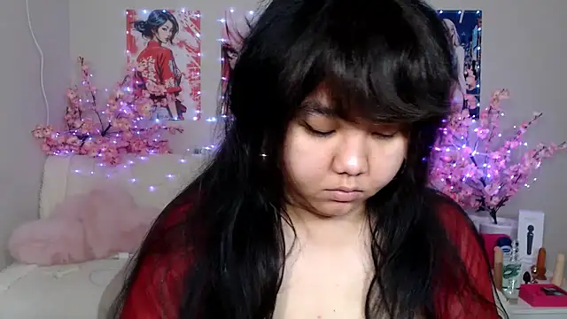 Snapshot of Moertomlly chatting on 9, 5, 2026 Moertomlly online show from 9, 5, 2026
