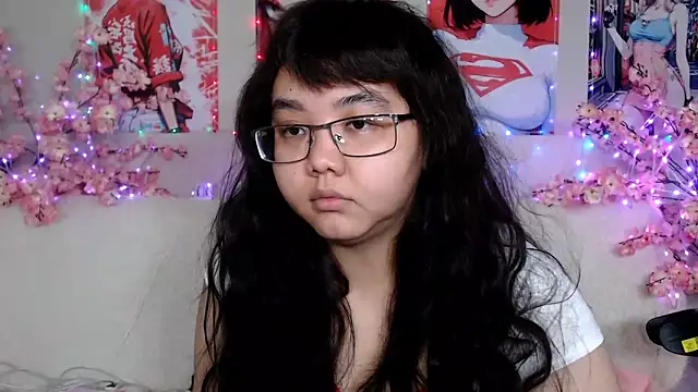 Snapshot of Moertomlly chatting on 23, 5, 2026 Moertomlly online show from 23, 5, 2026