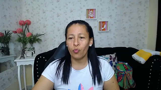 mature martina online show from 8, 2, 2025