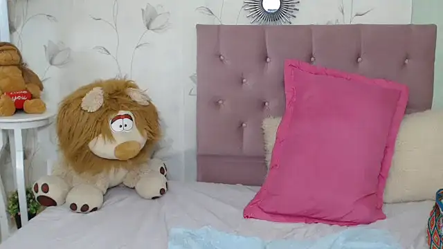 mature martina online show from 12, 2, 2025