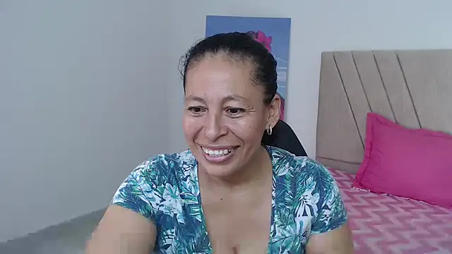 Snapshot of mature_martina chatting on 10, 2, 2026 mature martina online show from 10, 2, 2026