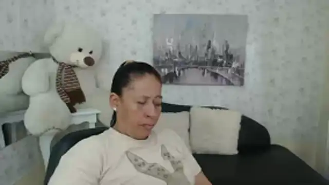Snapshot of mature_martina chatting on 28, 4, 2026 mature martina online show from 28, 4, 2026