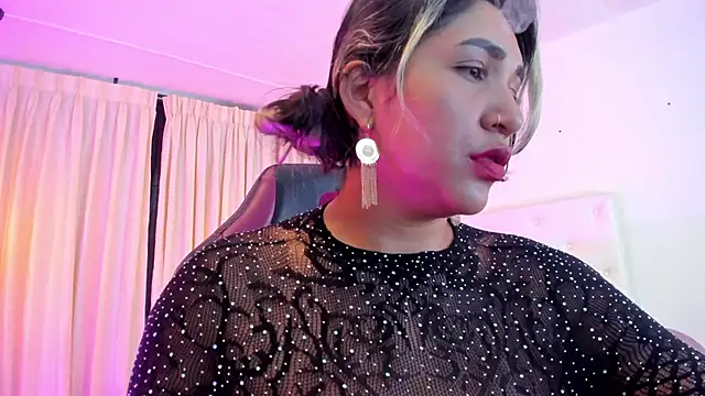 BonnieBad01 online show from 10, 2, 2025