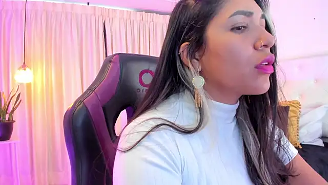 BonnieBad01 online show from 11, 2, 2025