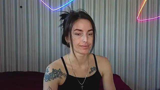 Snapshot of xx_adrihanna_xx chatting on 25, 6, 2026 xx adrihanna xx online show from 25, 6, 2026