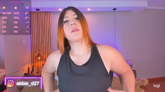 Snapshot of AbbieEdmond chatting on 1, 10, 2025 AbbieEdmond online show from 1, 10, 2025