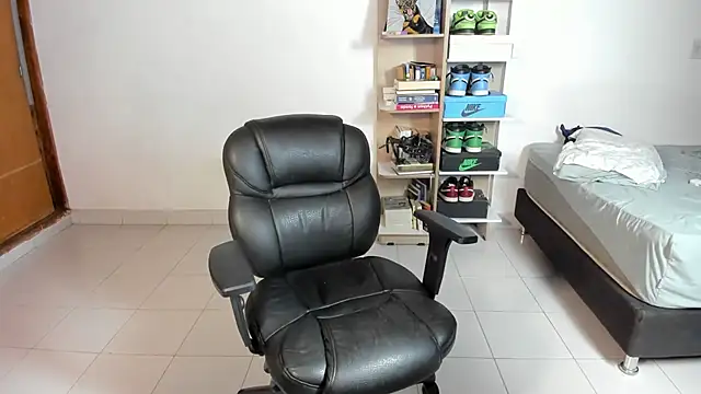 imtonny19 online show from 14, 9, 2025