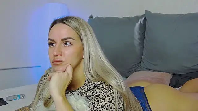 SofiJames online show from 9, 11, 2025