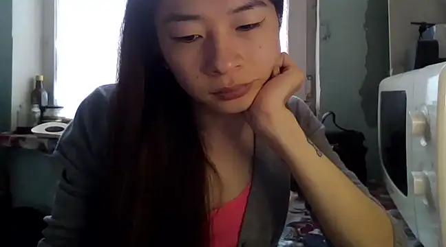 Snapshot of CarlyJoy chatting on 5, 3, 2025 CarlyJoy online show from 5, 3, 2025
