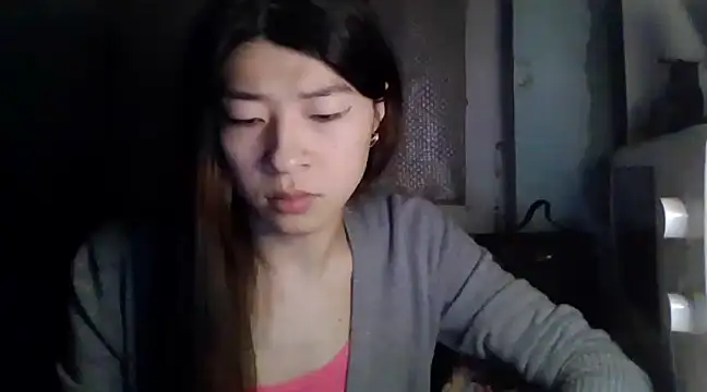 Snapshot of CarlyJoy chatting on 5, 3, 2025 CarlyJoy online show from 5, 3, 2025