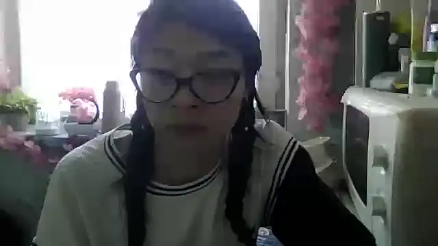 Snapshot of CarlyJoy chatting on 5, 10, 2025 CarlyJoy online show from 5, 10, 2025
