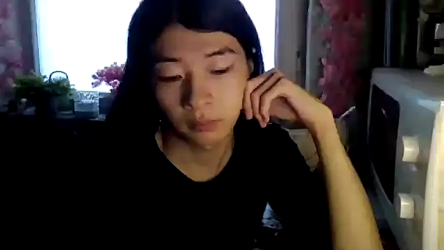 CarlyJoy online show from 18, 12, 2025